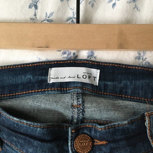 LOFT Skinny Ankle Jean Frayed - Picture 5 of 5